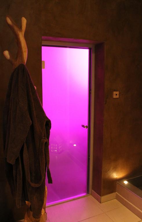 Vlaamse Ardennen Vakantiehuis Casa Caliente Met Wellness Avelgem الغرفة الصورة